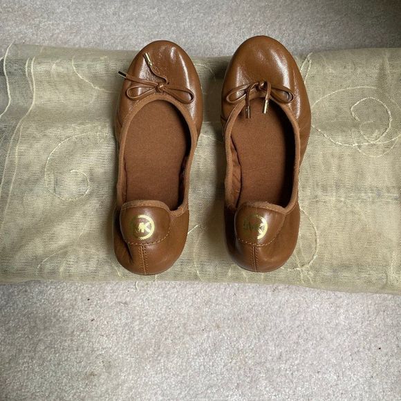 MICHAEL KORS Women City Leather Ballet Flats - NEW NWOB - Picture 1 of 8
